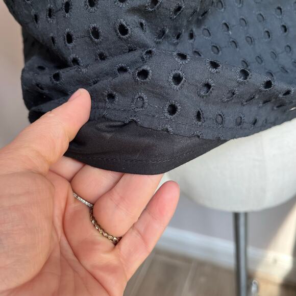 A New Day Black Eyelet Preppy Puff Sleeve Blouse Size Small - Picture 9 of 9